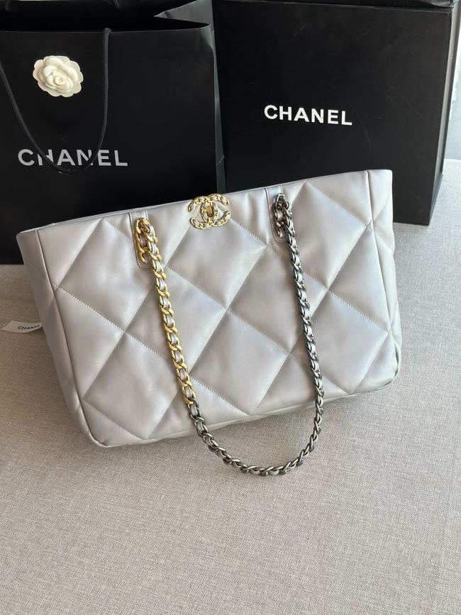 Handbag Chanel AS366 size 24 X41 X10 cm