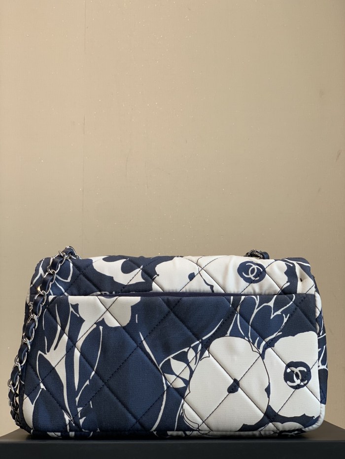 Handbag Chanel size 23×14×5.5 cm
