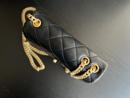 Handbag Chanel 3393 size 16cmx25cm10 cm