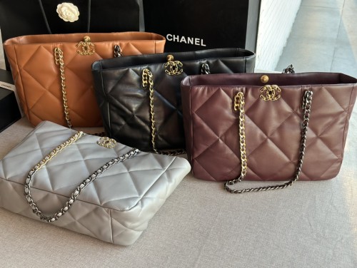 Handbag Chanel AS366 size 24 X41 X10 cm