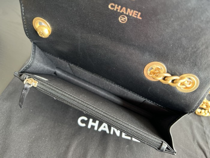 Handbag Chanel AP3047 size 17cm9cm3 cm