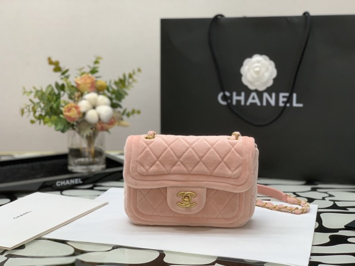 Handbag Chanel size 18×13×7 cm