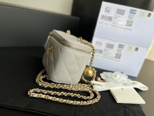 Handbag Chanel AP1447 size 8.5cmx11cmx7 cm