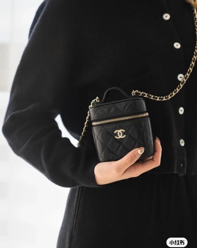 Handbag Chanel size 11×10×4 cm
