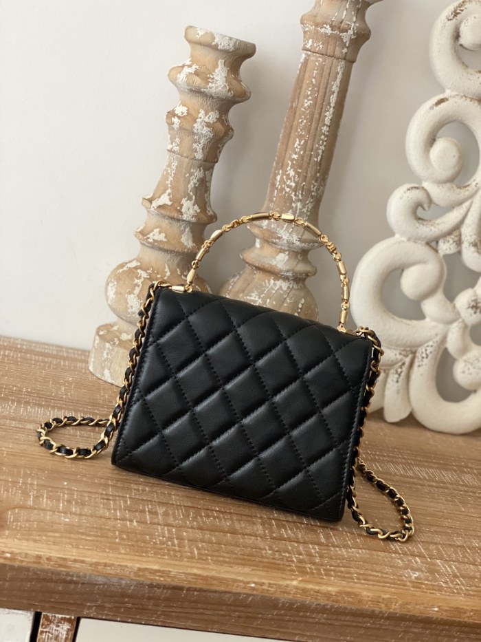 Handbag Chanel AP81213 size 11.5*14.5*5.5 cm