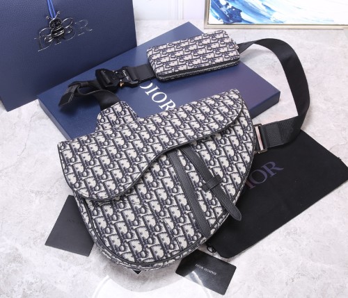 Handbag Dior size 34 x 25.5 x 5 cm