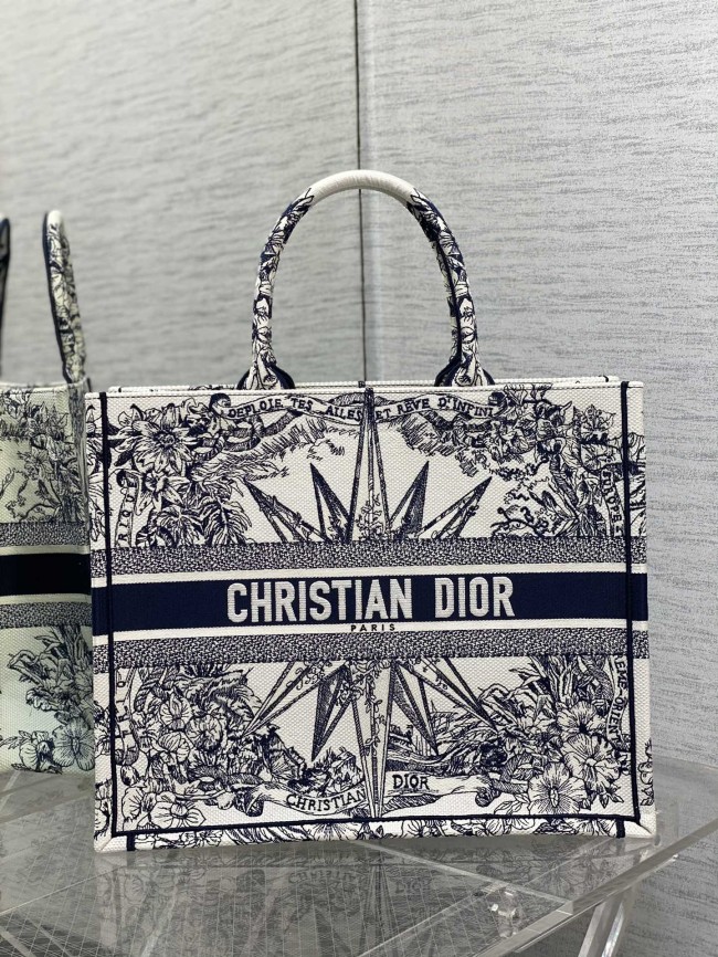 Handbag Dior size 42*18*35 cm