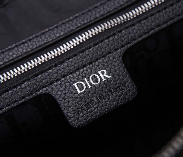 Handbag Dior 93344 size 34*25*5.5 cm