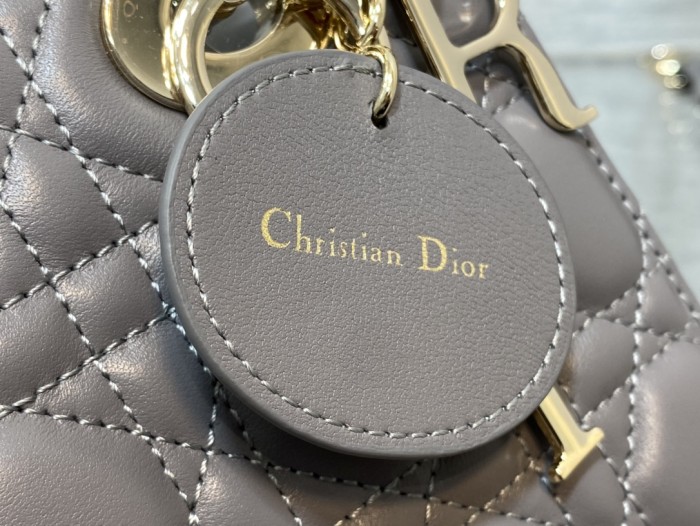 Handbag Dior size 20 cm