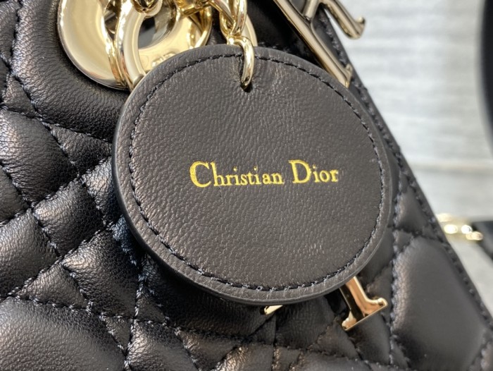 Handbag Dior size 20 cm