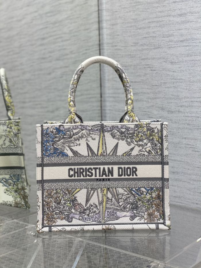 Handbag Dior size 26*8*22 cm