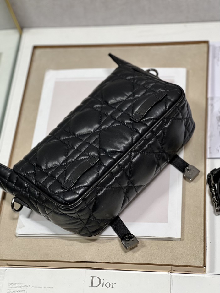 Handbag Dior 6619 size 24×9.5×19 cm