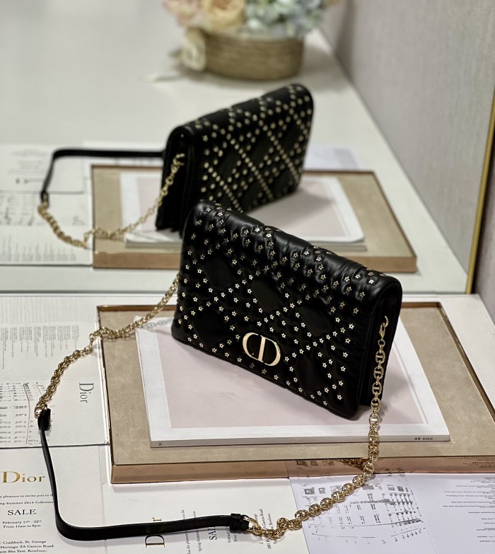 Handbag Dior 5136 size 24×15×7 cm
