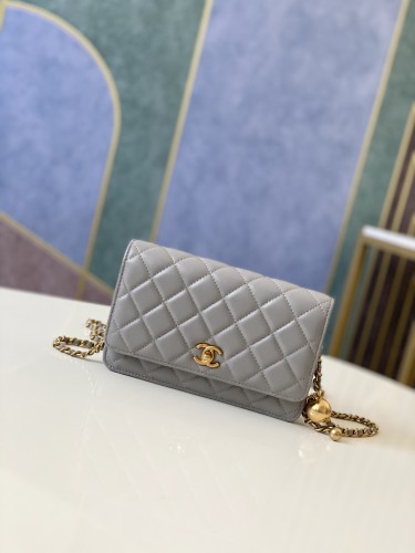 Handbag Chanel 81133 size 19 cm