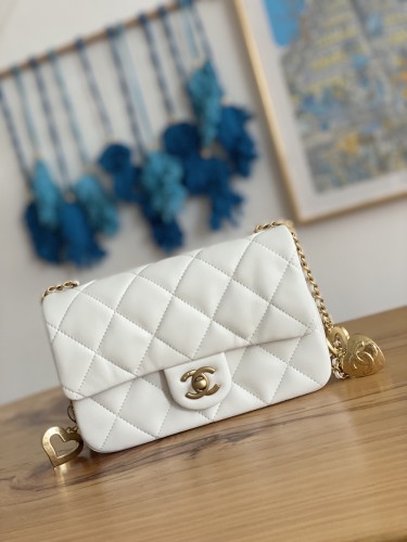 Handbag Chanel 3457 size 14*20*8 cm