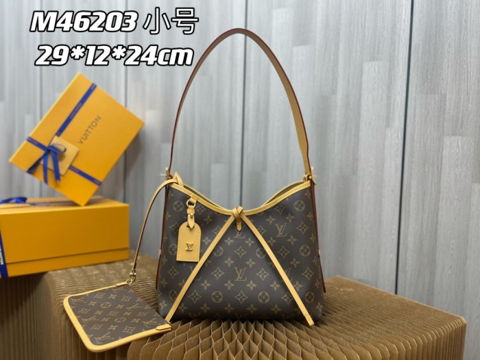 Handbag Louis Vuitton M46203 size 29 x 24 x 12 cm