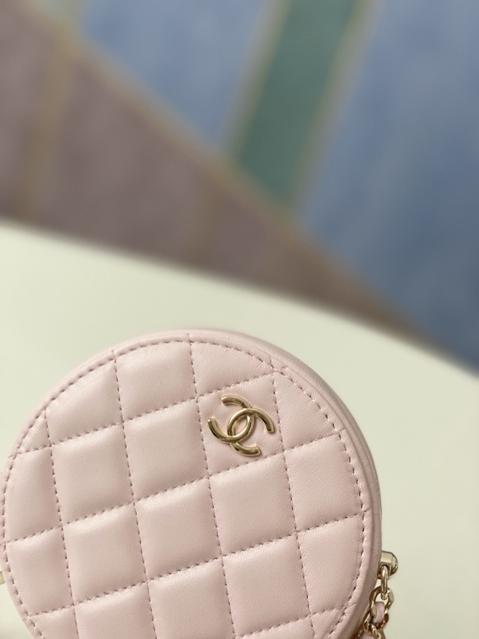 Handbag Chanel 81183 size 12x12x4.5 cm