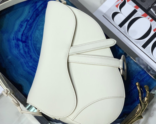 Handbag Dior size 25.5 x 20 x 6.5 cm