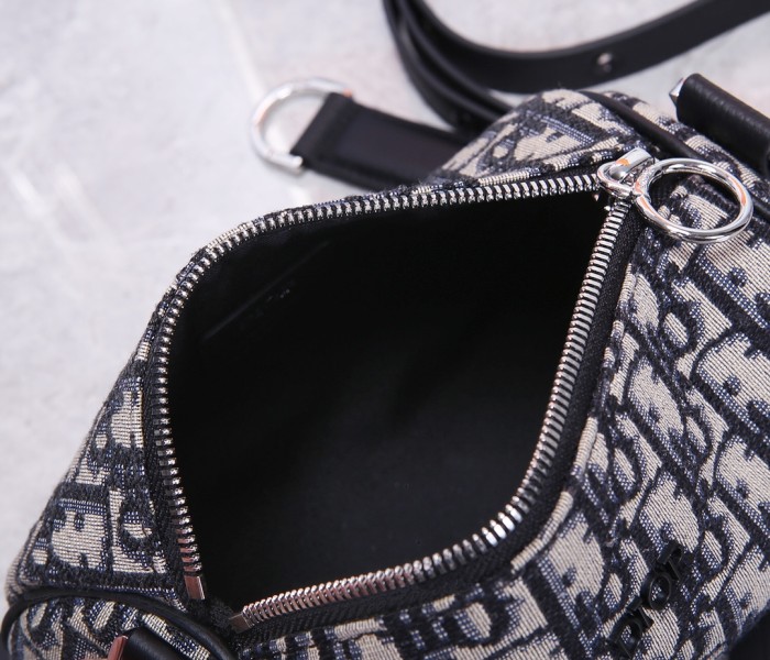 Handbag Chanel 93312 size 17*11 cm