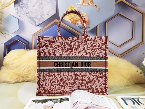 Handbag Dior size 41.5X35X18 cm