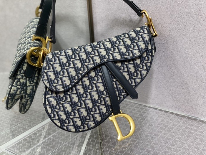 Handbag Dior size 25.5 cm