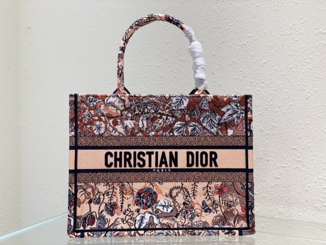 Handbag Dior 8001 size 36 x 27.5 x 16.5 cm