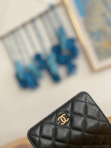 Handbag Chanel 81228 size 12.5 cm