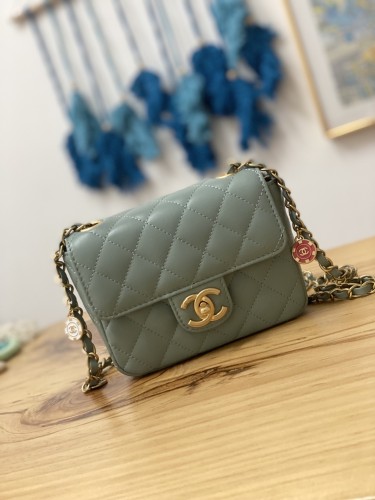 Handbag Chanel AS3738 size 12.5*16*6 cm