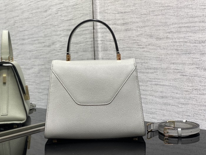 Handbag VALEXTRA size 𝟐𝟐*𝟏𝟔'𝟓*𝟏𝟐𝐂 𝐦