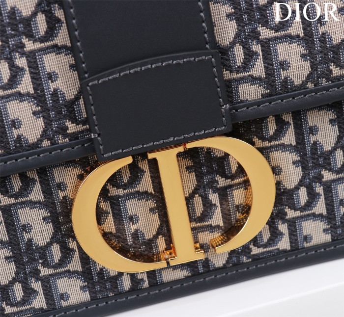 Handbag Dior size 24*17*8 cm