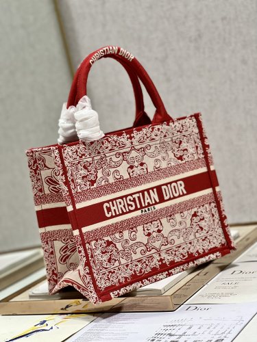 Handbag Dior 1265 size 26.5×21×14 cm