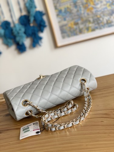 Handbag Chanel 112 size 25 cm