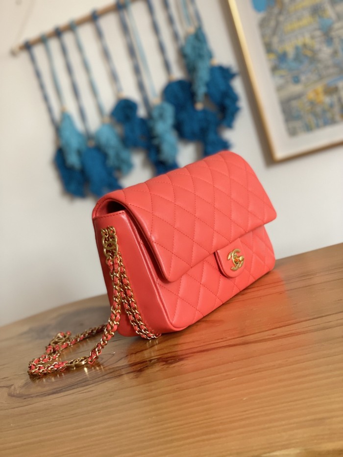 Handbag Chanel size 16x24x8 cm