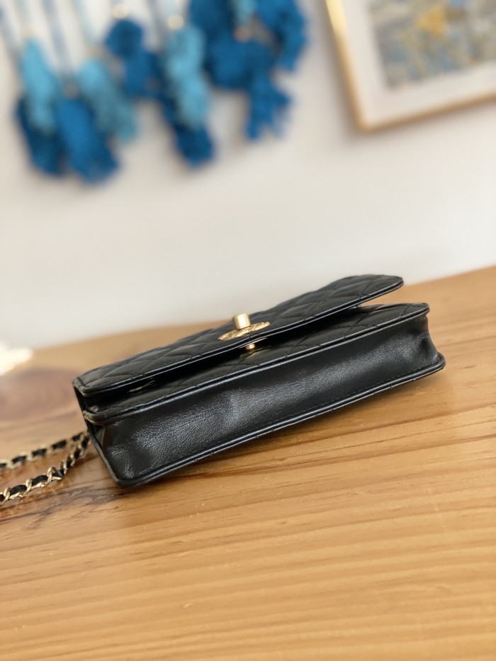 Handbag Chanel 81237 size 19 cm