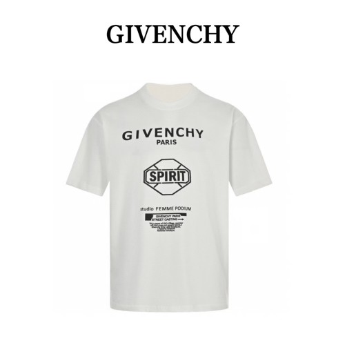 Clothes Givenchy 74
