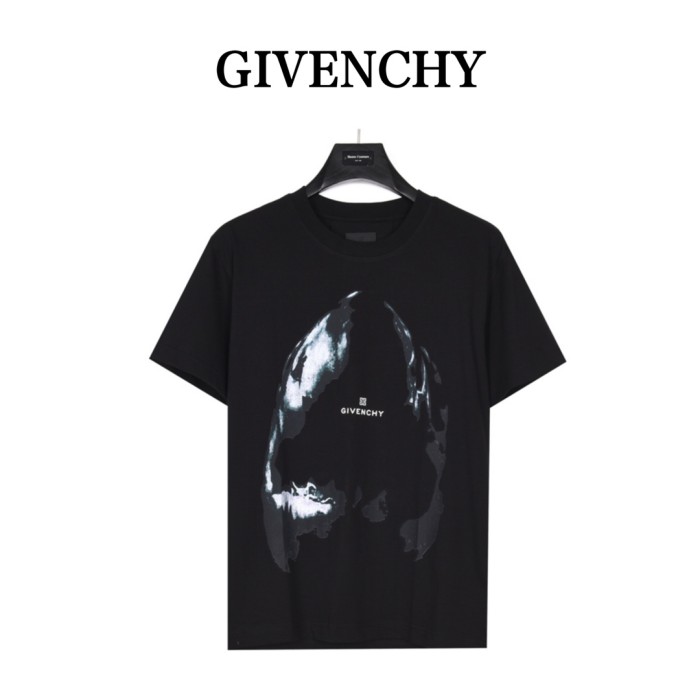Clothes Givenchy 85