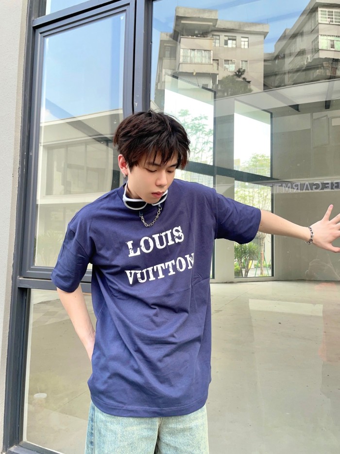 Clothes Louis Vuitton 335