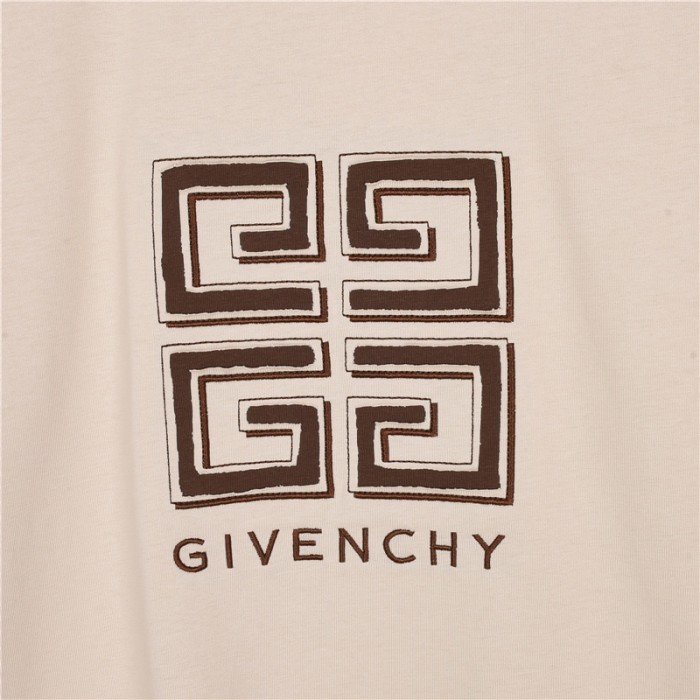 Clothes Givenchy 112