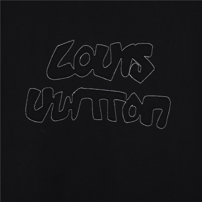 Clothes Louis Vuitton 385