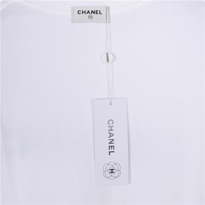 Clothes CHANEL 23