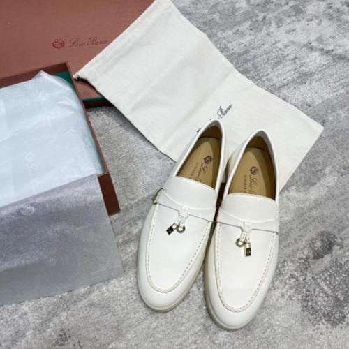 Loro Piana Summer Charms Walk Leather Loafers In 1000 White