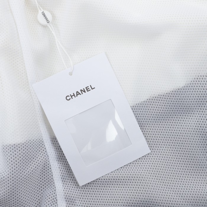 Clothes CHANEL 26