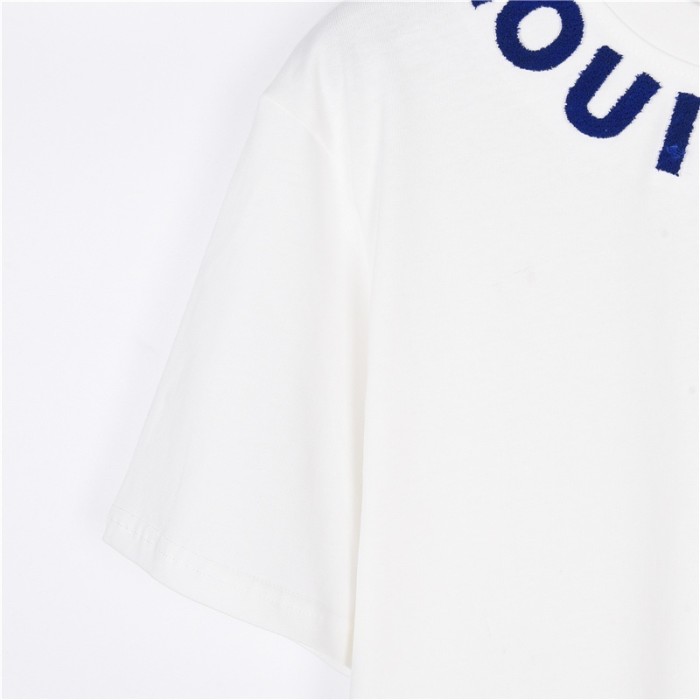 Clothes Louis Vuitton 437