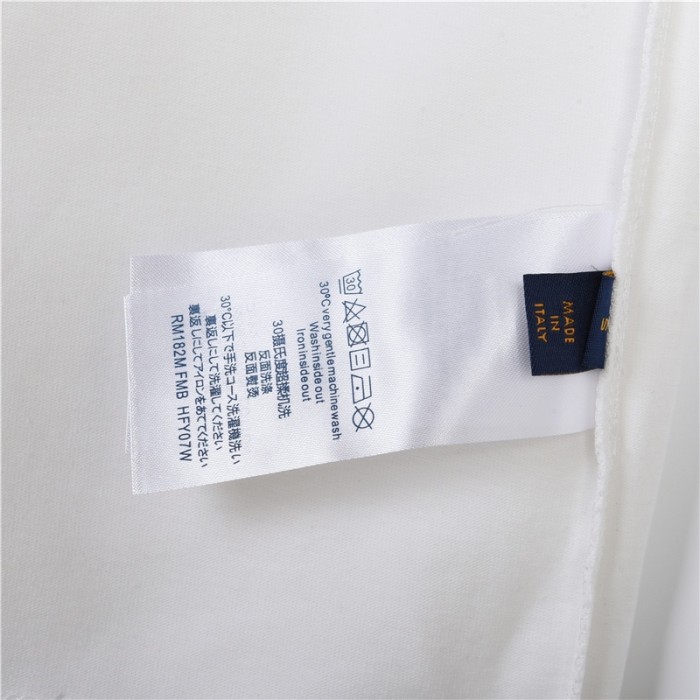 Clothes Louis Vuitton 423
