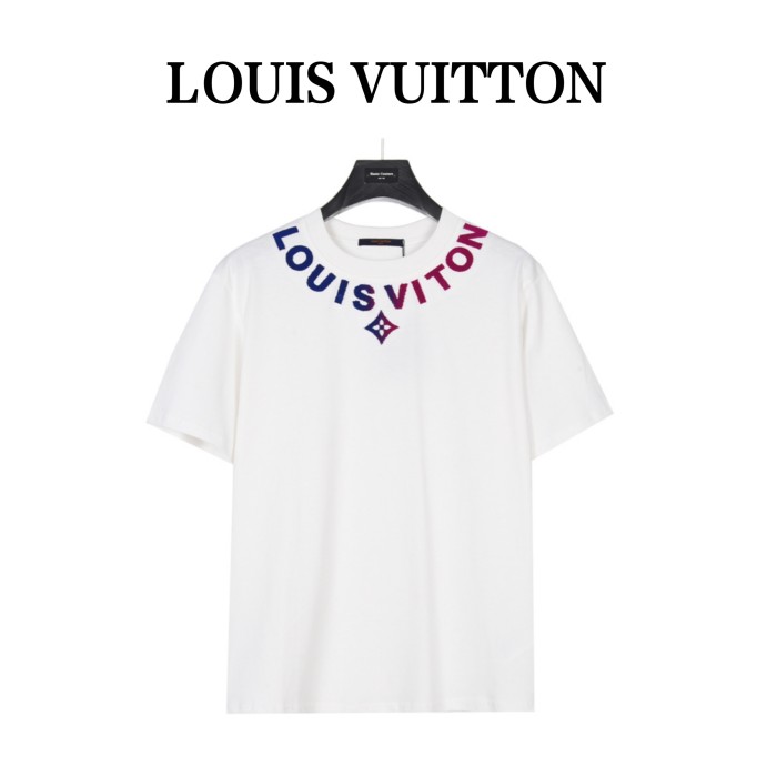 Clothes Louis Vuitton 437