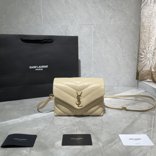 Handbags SAINT LAURENT 467072 size 20×14×7 cm