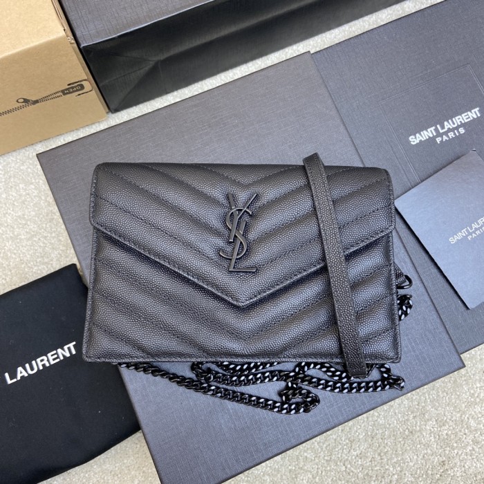 Handbags SAINT LAURENT 393953 size 19*11.5*4 cm