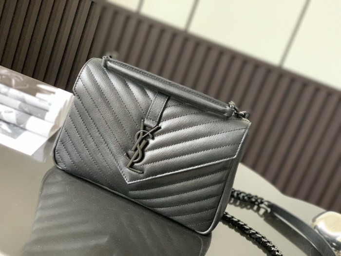 Handbags SAINT LAURENT 392737 size 24x17x6 cm