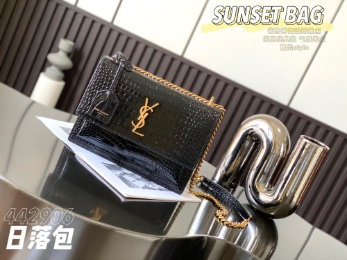 Handbags SAINT LAURENT 442906 size 22×16×8 cm