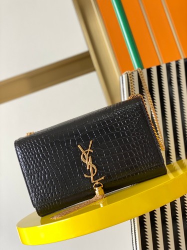 Handbags SAINT LAURENT 354119 size 24x14.5x5.5 cm